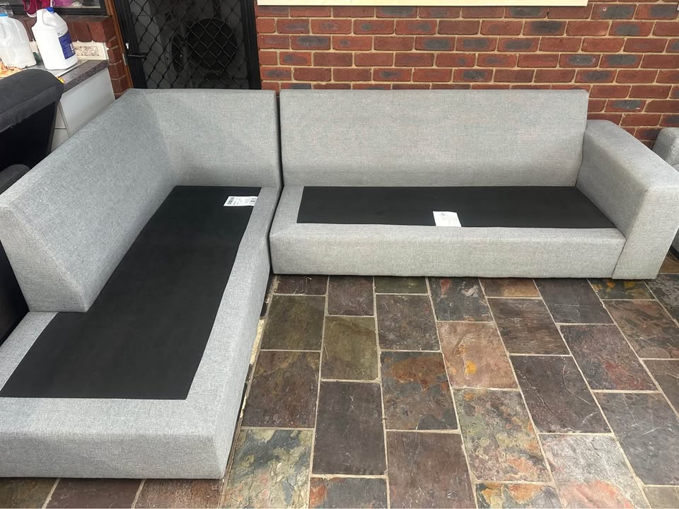 Fantastic Furniture 5-Seater Chaise Lounge photo 8