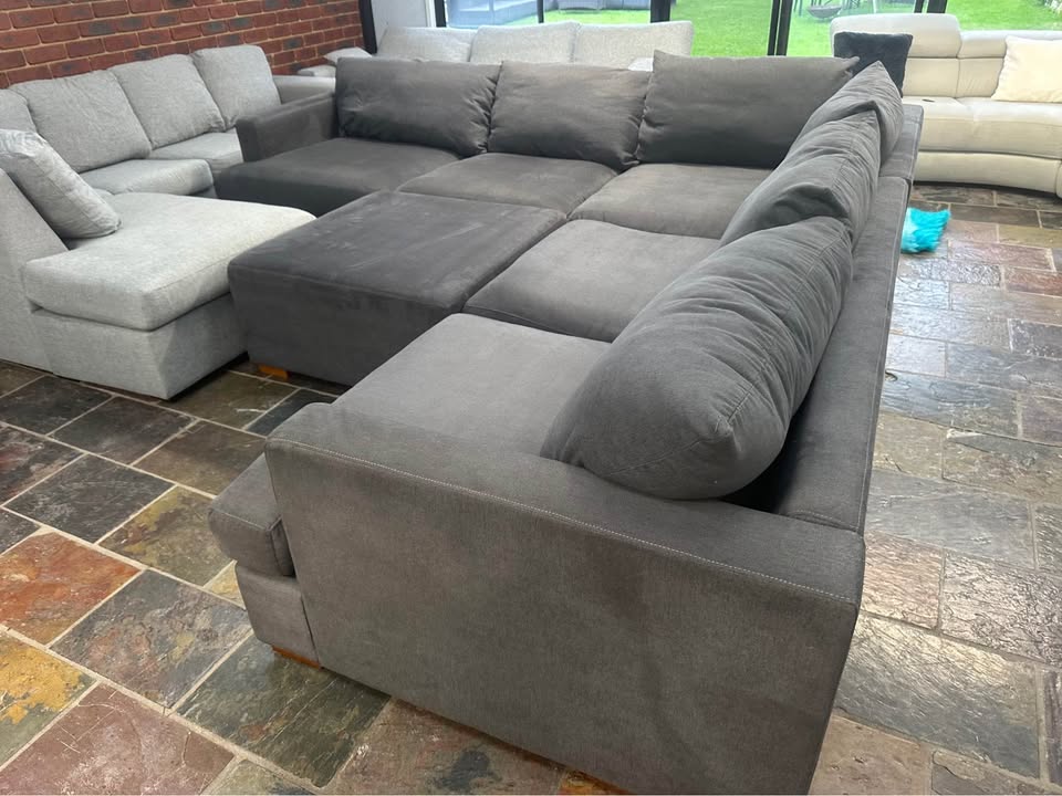 Large Modular Lounge Suite with Ottoman photo 2