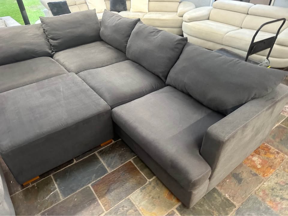 Large Modular Lounge Suite with Ottoman photo 4