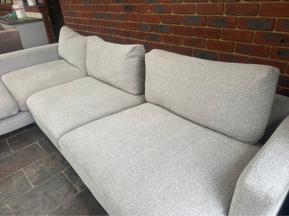 Near-New Light Grey Chaise Sofa photo 4