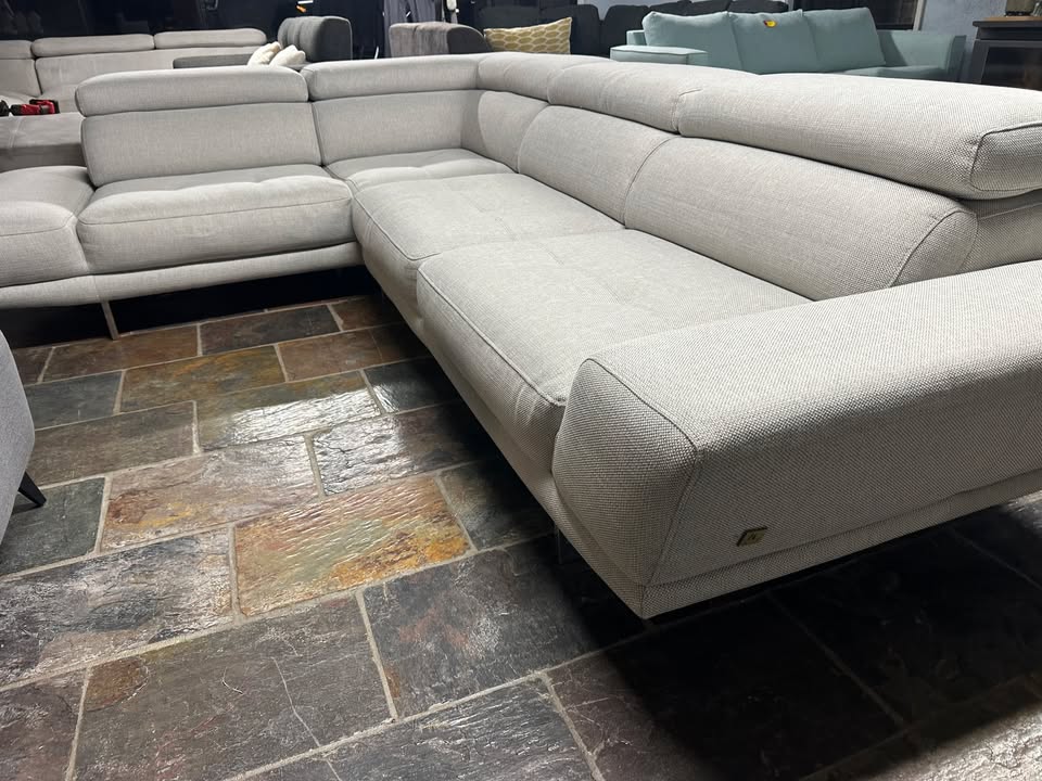 Premium Koala Living Sofa – Light Grey Fabric