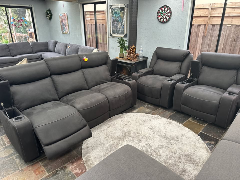 3+1+1 Electric Recliner Lounge Suite with Bluetooth Speakers