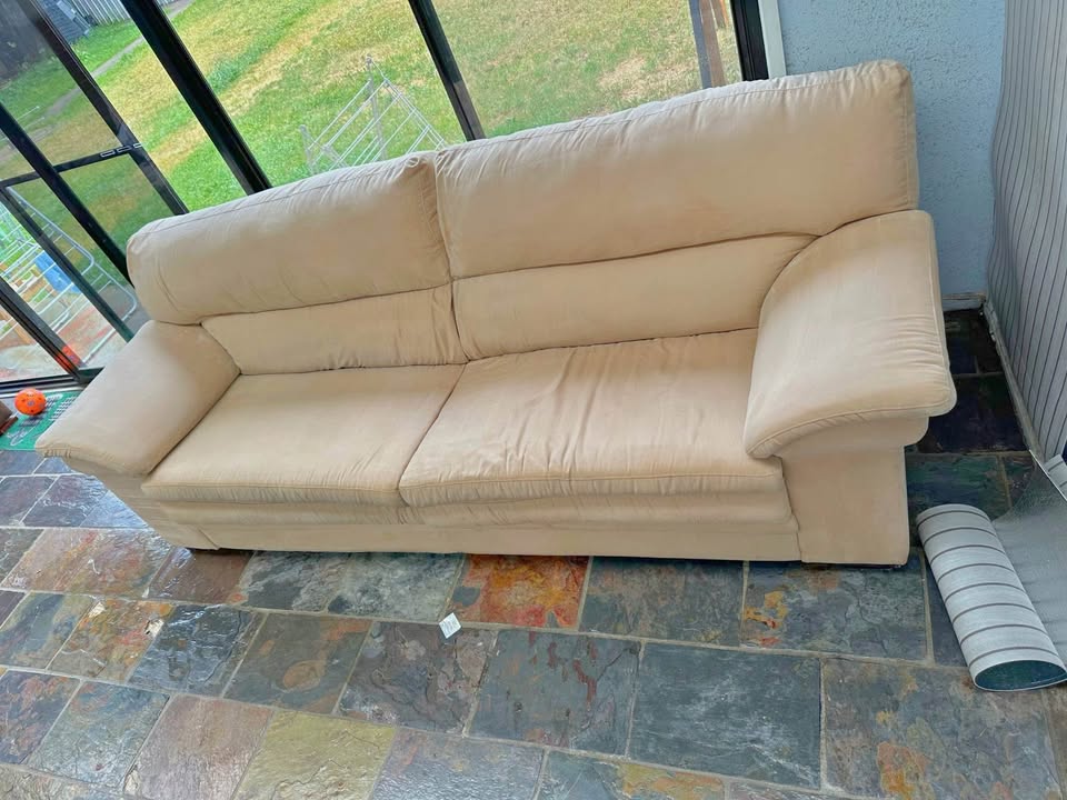 3-Seater Sofa photo 4